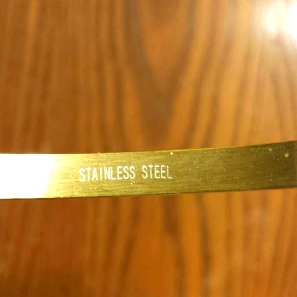 Bangle Bracelet! - Picture 2 of 4